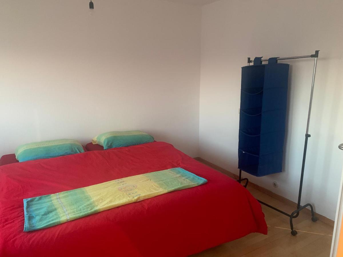 Sehr Schone Zimmer 1 In Wien Favoriten Eksteriør bilde